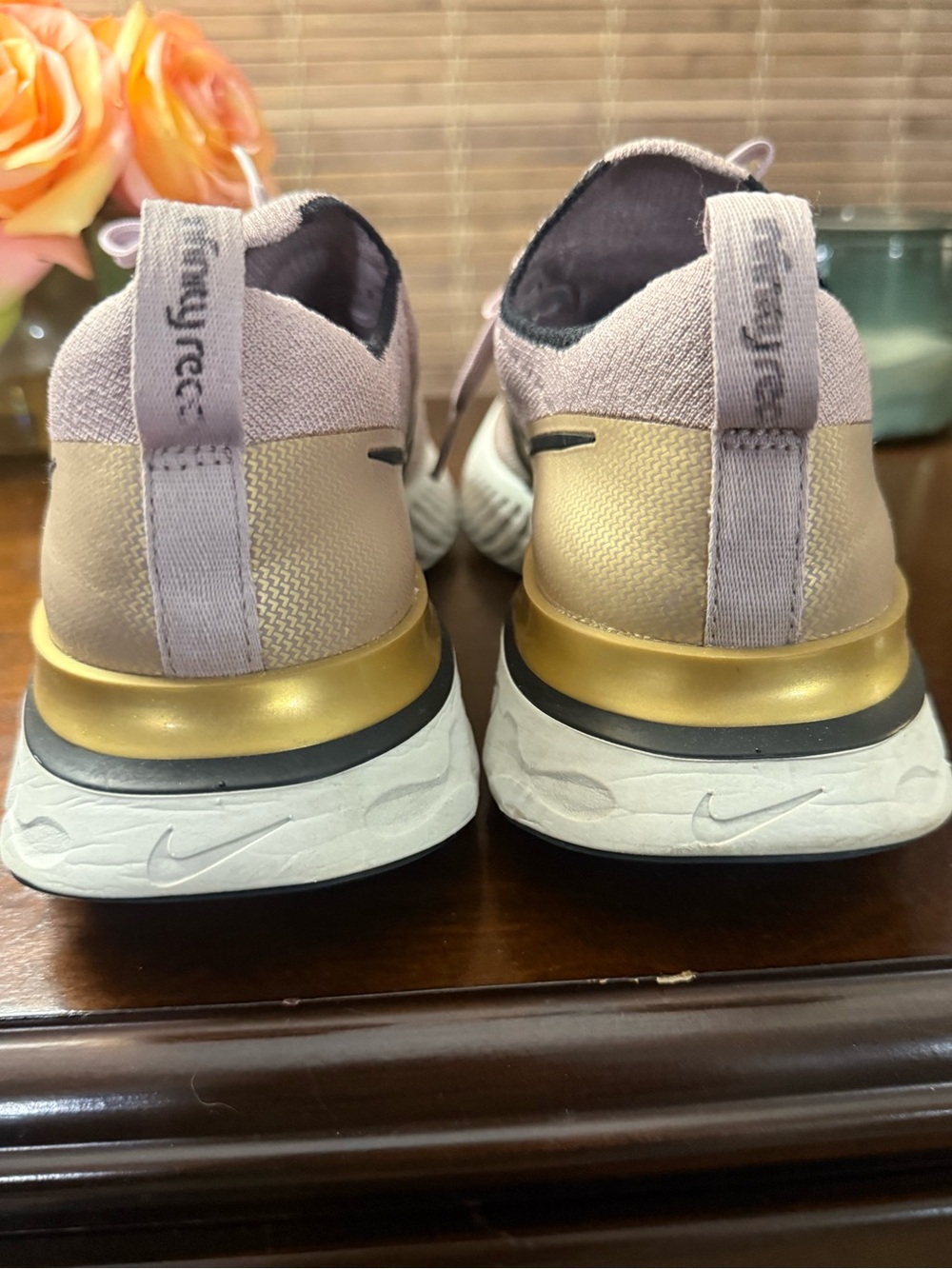 Nike Women's infinity react - Picture 2 of 6